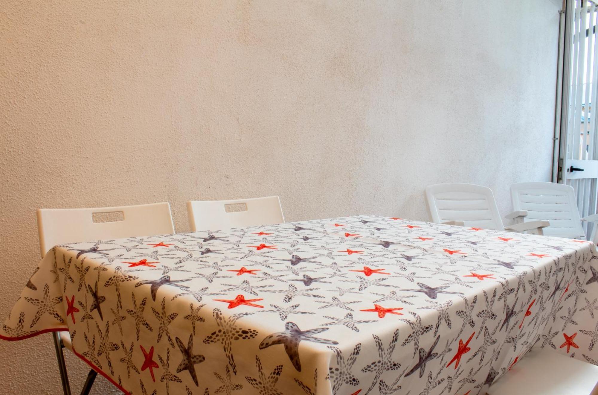 100 Metri Dal Mare Relax A Due Passi Dal Centro Apartment Finale Ligure Bagian luar foto