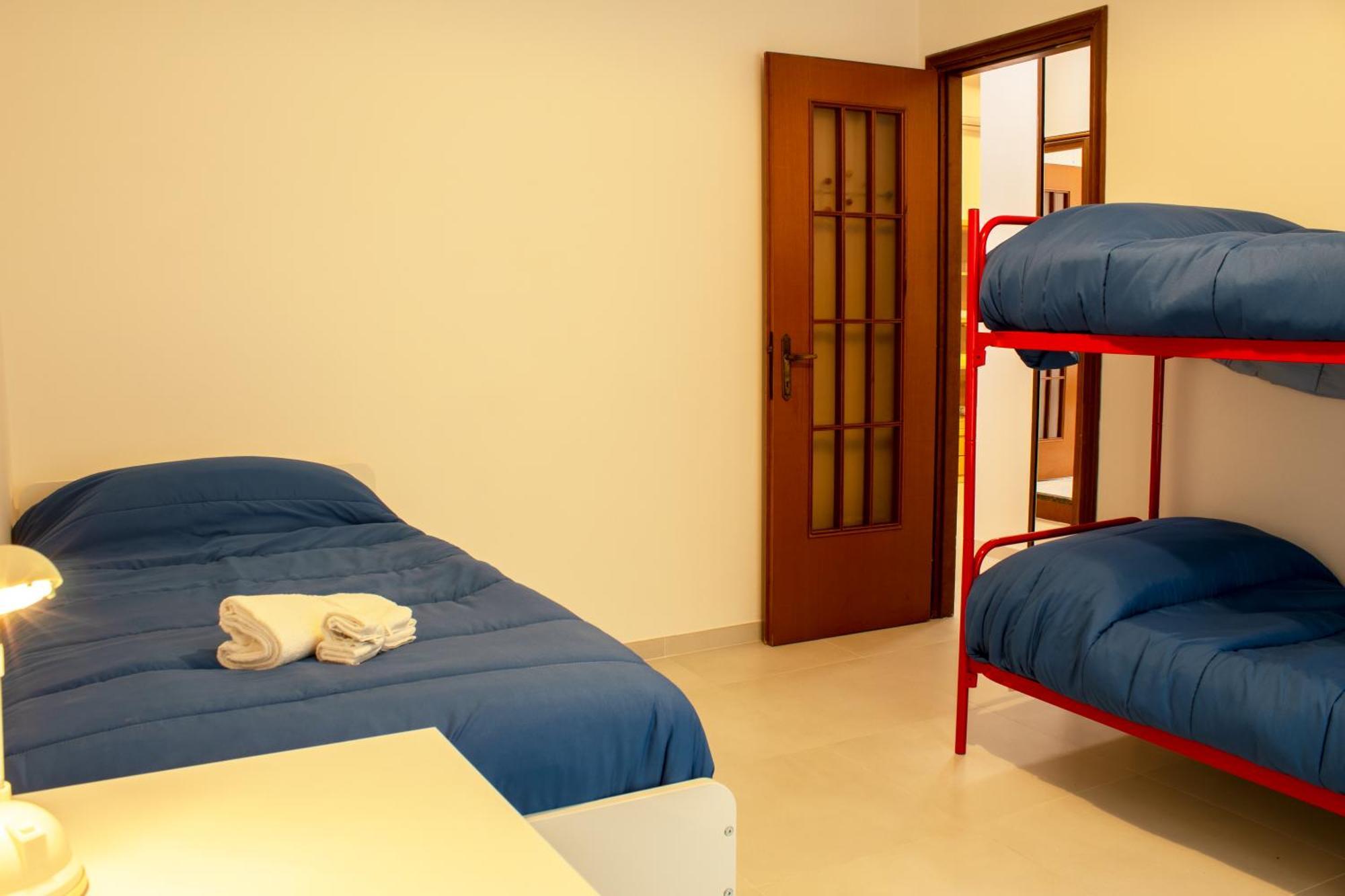 100 Metri Dal Mare Relax A Due Passi Dal Centro Apartment Finale Ligure Bagian luar foto